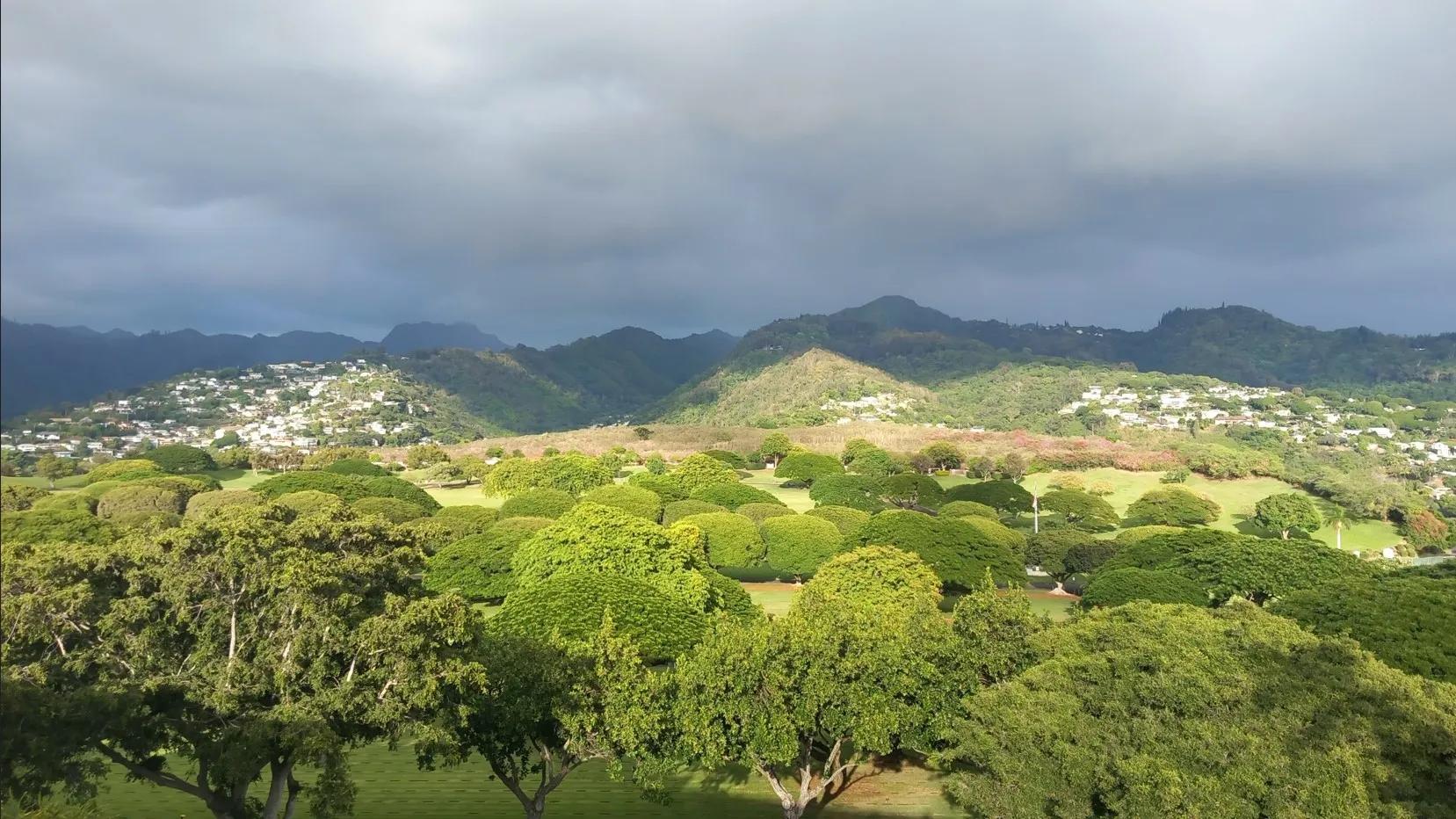 Hawaii mountains