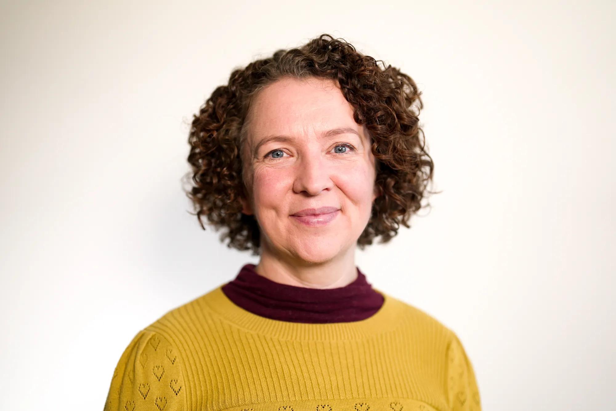 Portrait of Dr Elaine Vickers