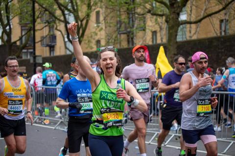 London Marathon runner celebrating at an Anthony Nolan cheerpoint